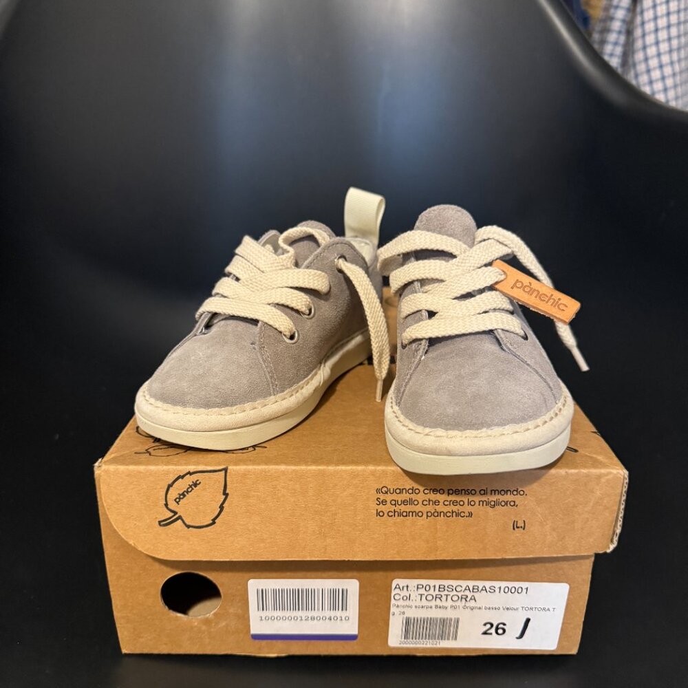 Panchic P01 suede sneaker 9US 26EU